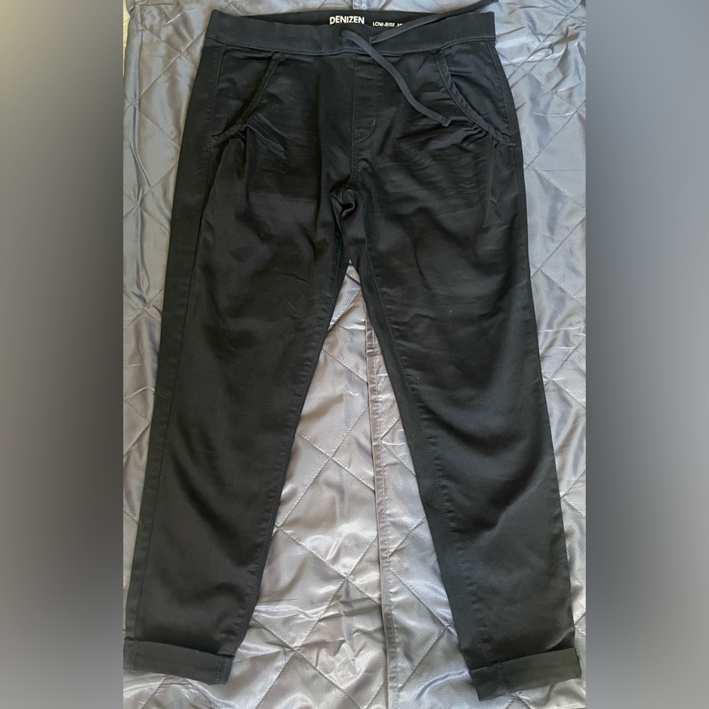Levi’s Denizen Low Rise Jogger